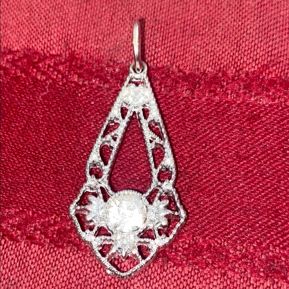 5/$10❤️❤️❤️Vintage 90s Silver Tone Rhinestoned Pendant Charm